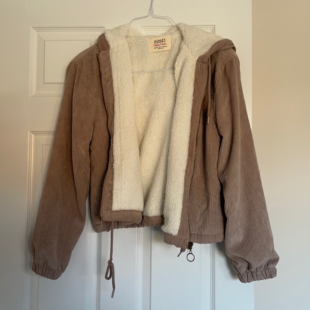 Cropped corduroy fleece lined jacket